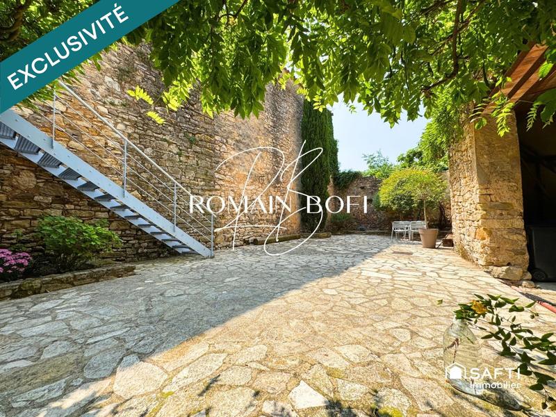 Maison - 204 m² - 6 pièces