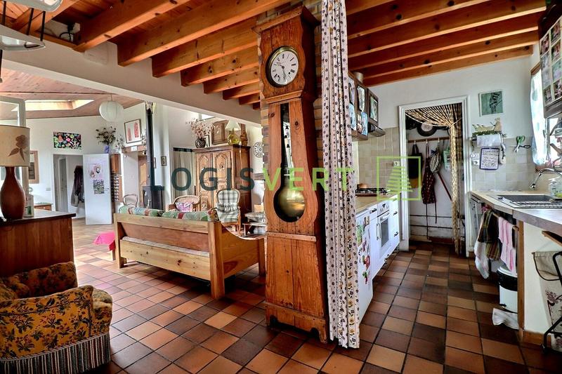 Maison - 162 m² - 8 pièces