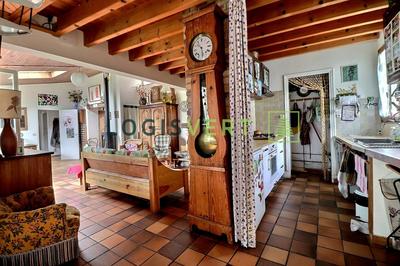 Maison - 162 m² - 8 pièces