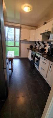 Appartement - 81 m² - 3 pièces