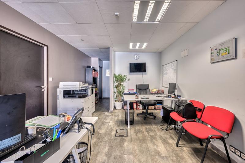 Local commercial - 139 m²