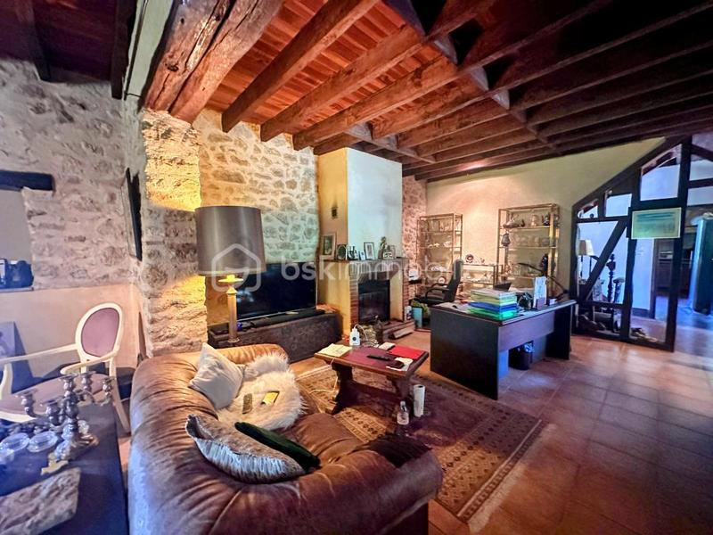 Propriété - 398 m² - 13 pièces