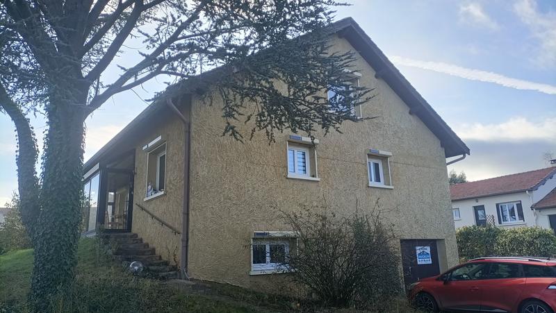 Maison - 137 m² - 6 pièces