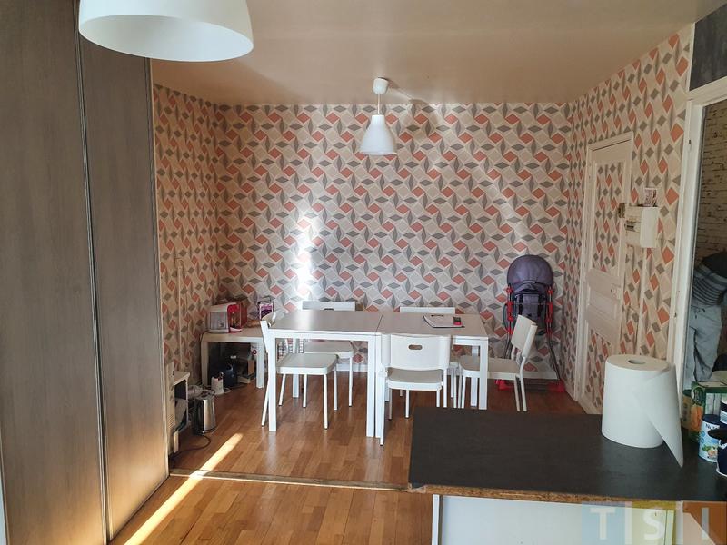 Maison - 288 m² - 9 pièces