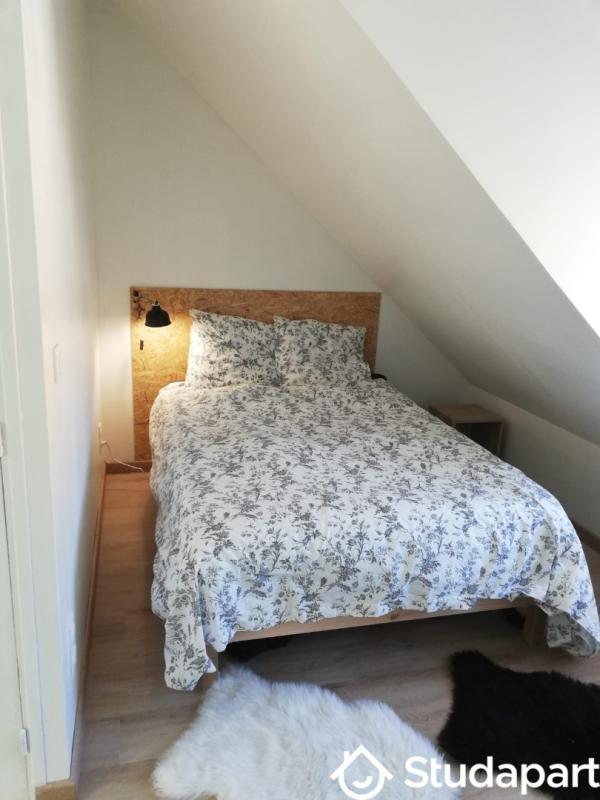 Chambre - 11 m² - 1 pièce