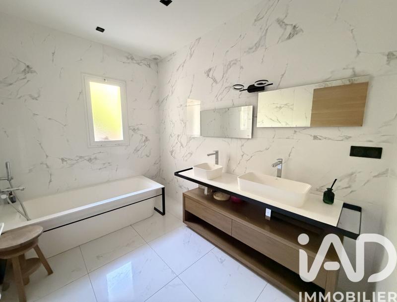 Maison - 145 m² - 5 pièces