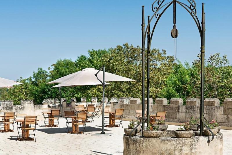 Manoir - 2 200 m² - 41 pièces