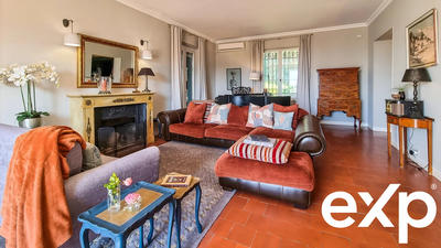 Villa - 378 m² - 11 pièces