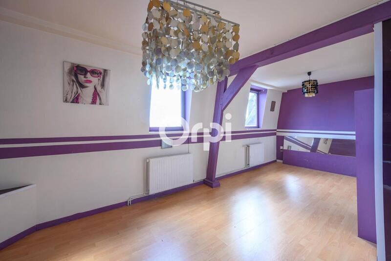 Maison - 152 m² - 8 pièces