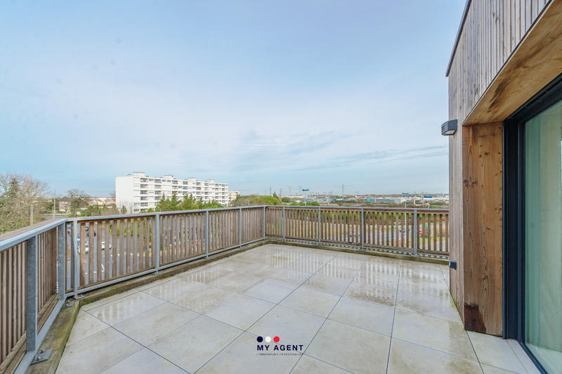 Appartement - 77 m² - 4 pièces