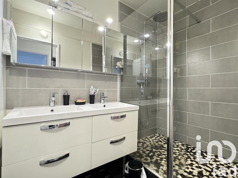 Appartement - 77 m² - 4 pièces