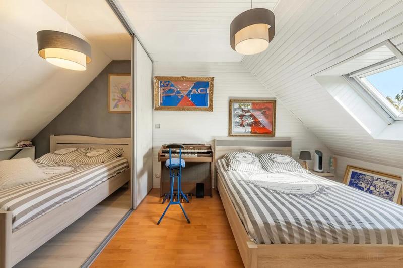 Maison - 186 m² - 7 pièces