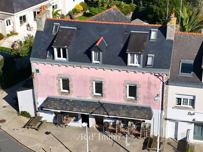 Immeuble - 132 m² - 7 pièces