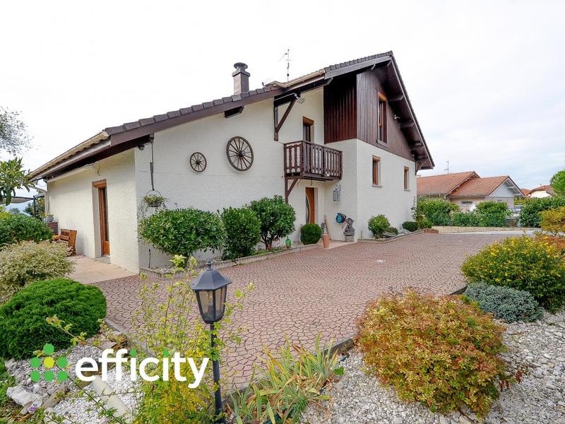 Pavillon - 200 m² - 5 pièces