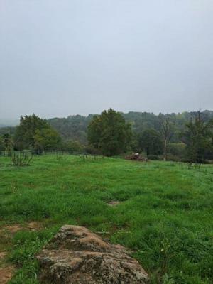 Terrain constructible - 8 588 m²