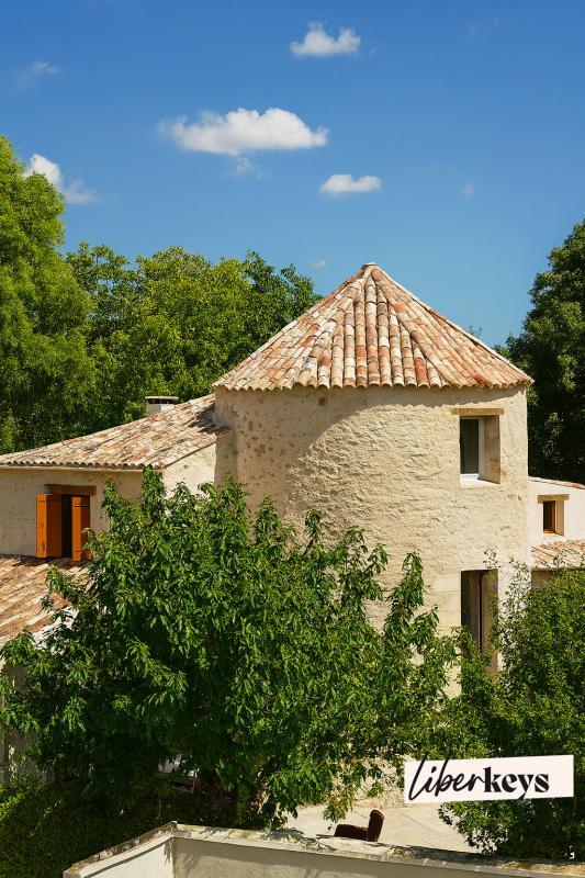 Propriété - 290 m² - 13 pièces