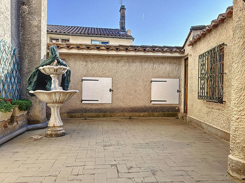 Maison - 190 m² - 7 pièces