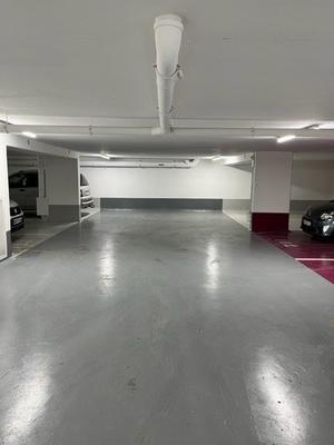 Parking / Garage - 18 m²