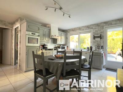 Maison - 107 m² - 5 pièces