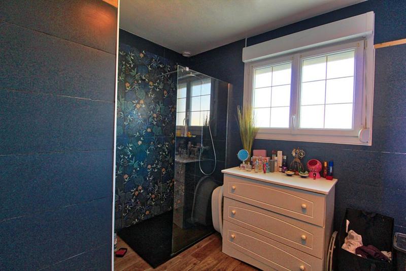 Maison - 128 m² - 7 pièces