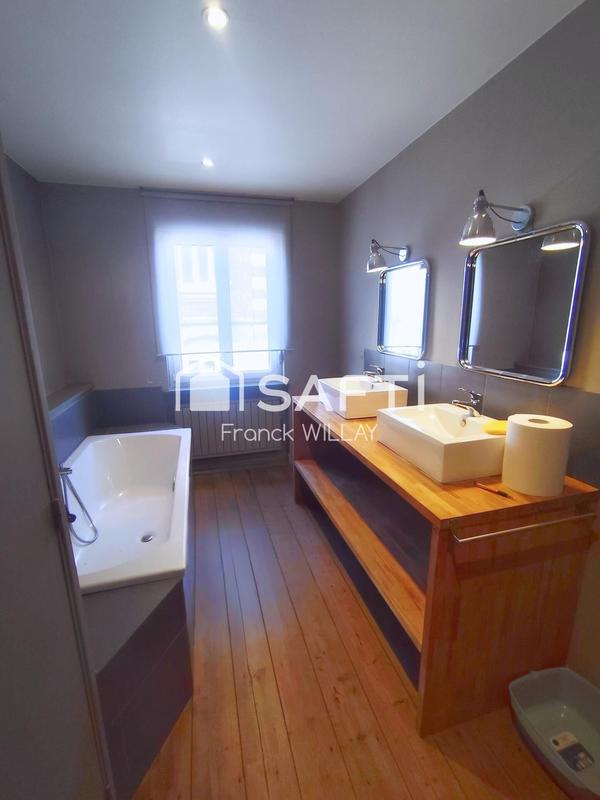 Maison - 140 m² - 7 pièces