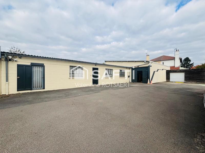 Bureau - 470 m² - 12 pièces