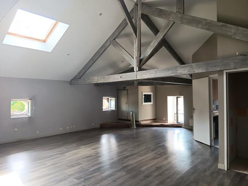 Maison - 250 m² - 11 pièces