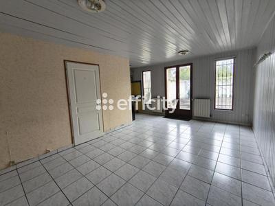 Maison - 172 m² - 9 pièces