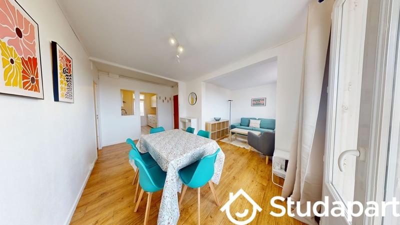 Chambre - 74 m² - 1 pièce