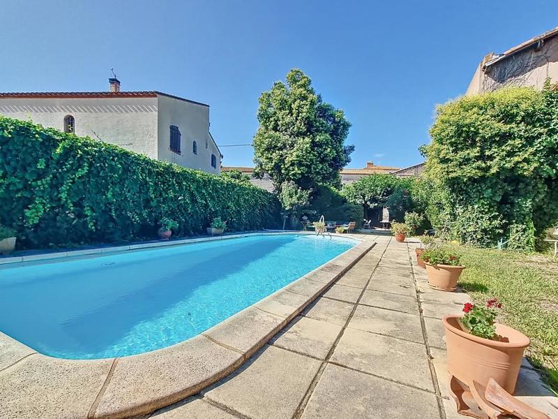 Maison de maîtres - 185 m² - 6 pièces