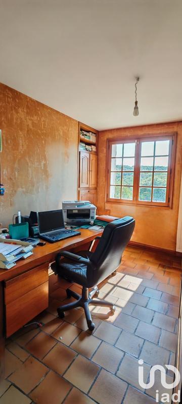 Maison - 287 m² - 12 pièces