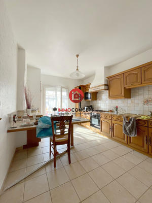 Maison - 122 m² - 5 pièces