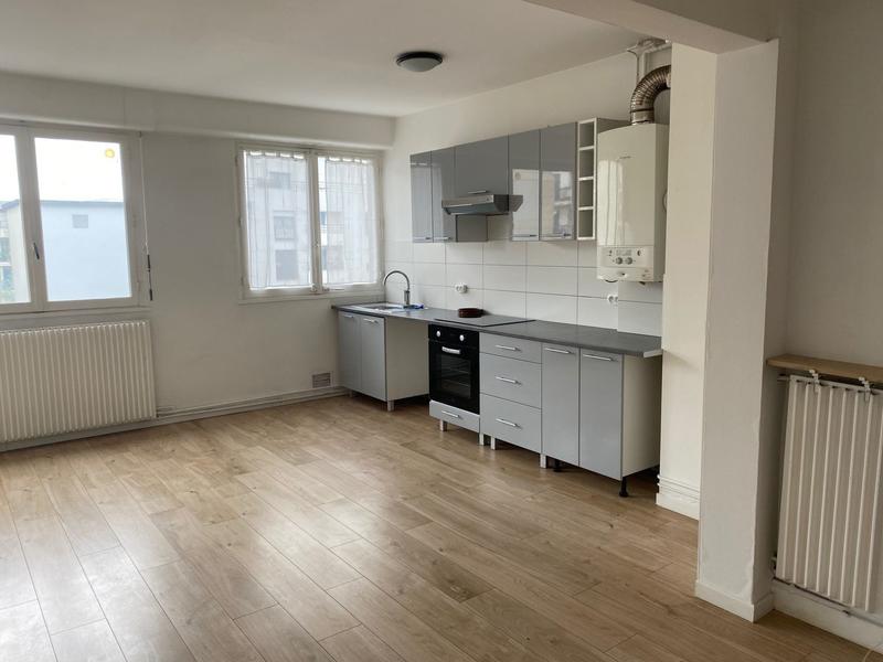 Appartement - 80 m² - 4 pièces