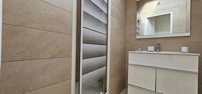 Appartement - 96 m² - 6 pièces