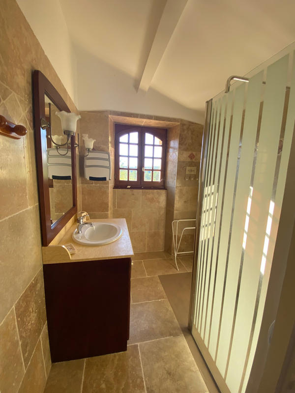 Maison - 182 m² - 10 pièces