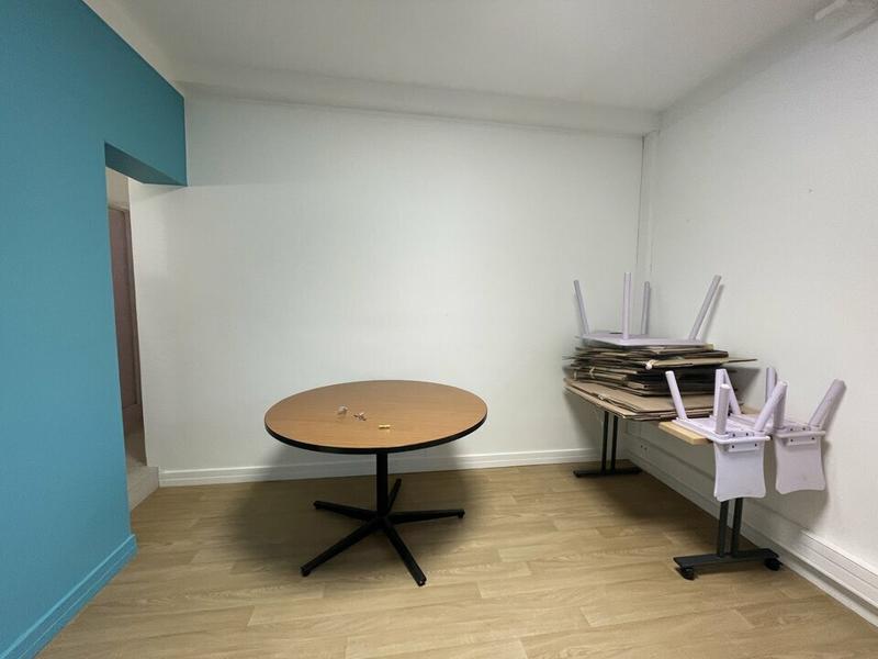 Bureau - 93 m²