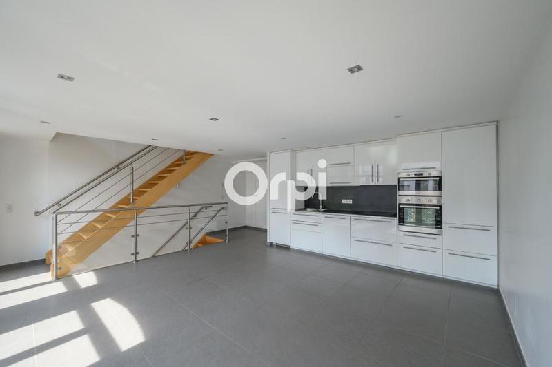 Immeuble - 209 m² - 3 pièces