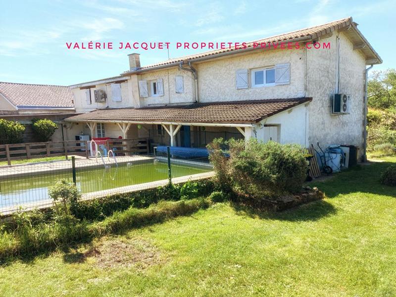 Maison - 200 m² - 8 pièces