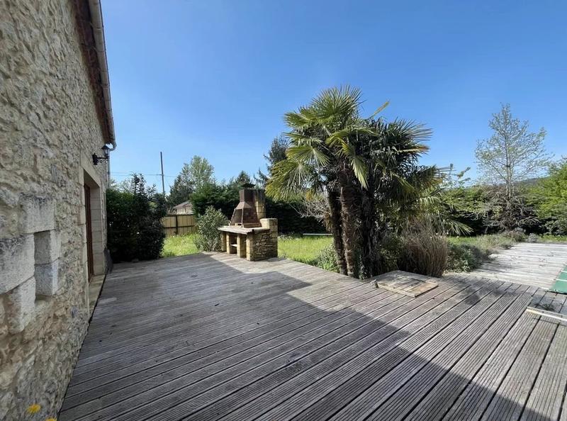 Maison - 288 m² - 8 pièces