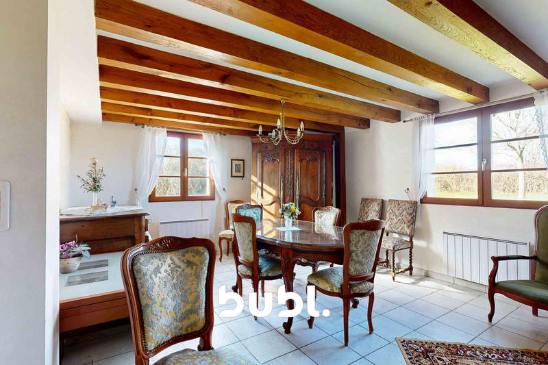 Maison - 193 m² - 8 pièces