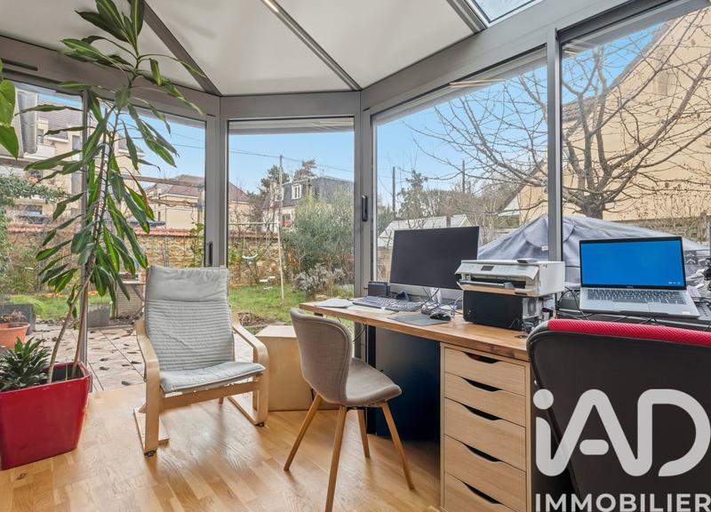 Maison - 88 m² - 6 pièces