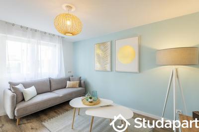 Chambre - 10 m² - 1 pièce