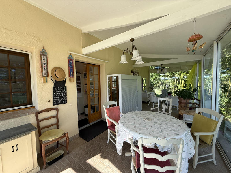 Maison - 152 m² - 13 pièces