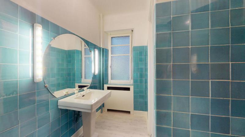 Propriété - 180 m² - 7 pièces