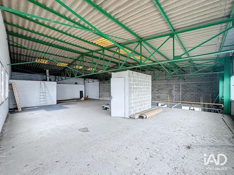 Local commercial - 555 m² - 8 pièces