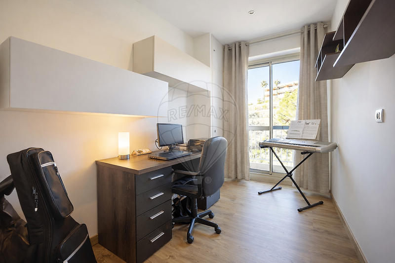 Appartement - 135 m² - 5 pièces