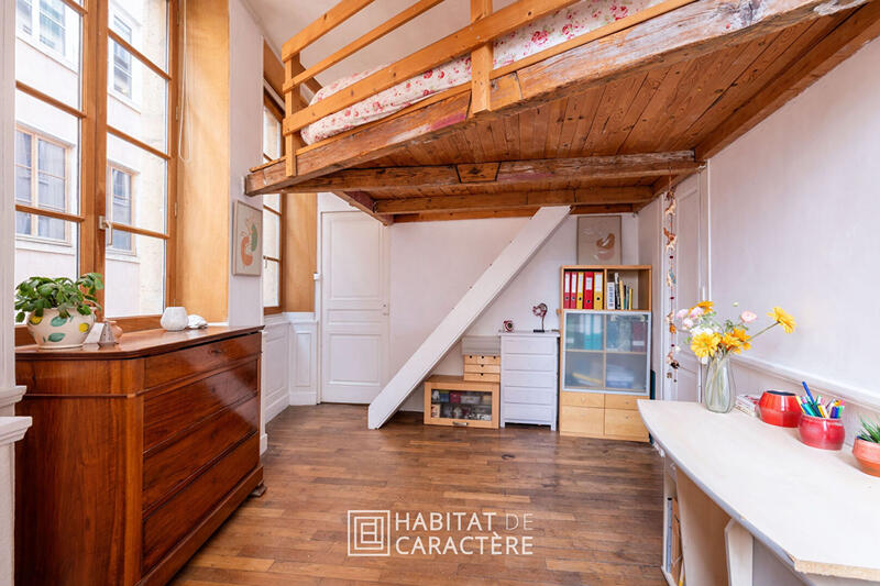 Appartement - 108 m² - 4 pièces