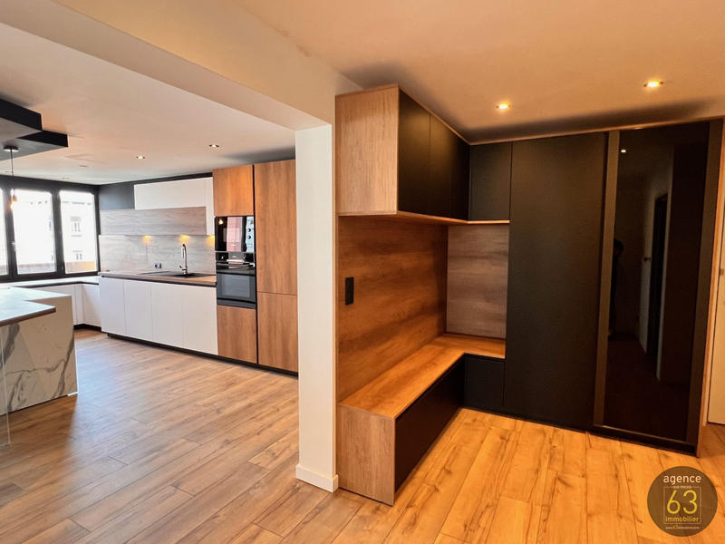 Appartement - 86 m² - 3 pièces