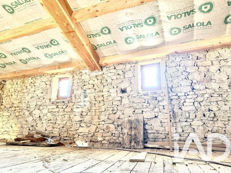 Maison - 186 m² - 8 pièces