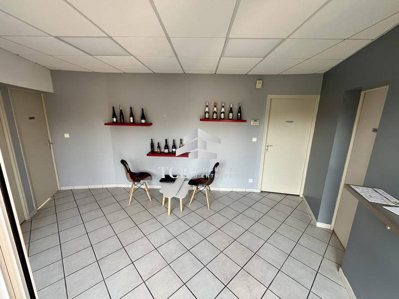 Local d'activités - 408 m²